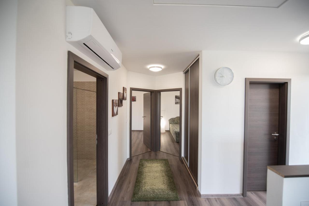 Bridgiet Home Apartman Черсегтомай Экстерьер фото