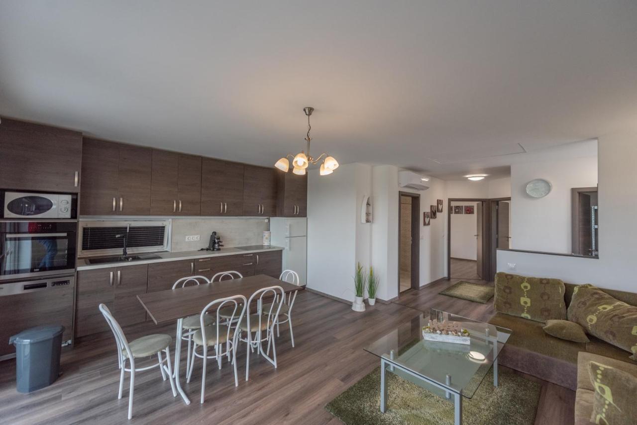 Bridgiet Home Apartman Черсегтомай Экстерьер фото